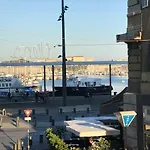 Le pénéquet : L\'appartement du vieux port ☺
